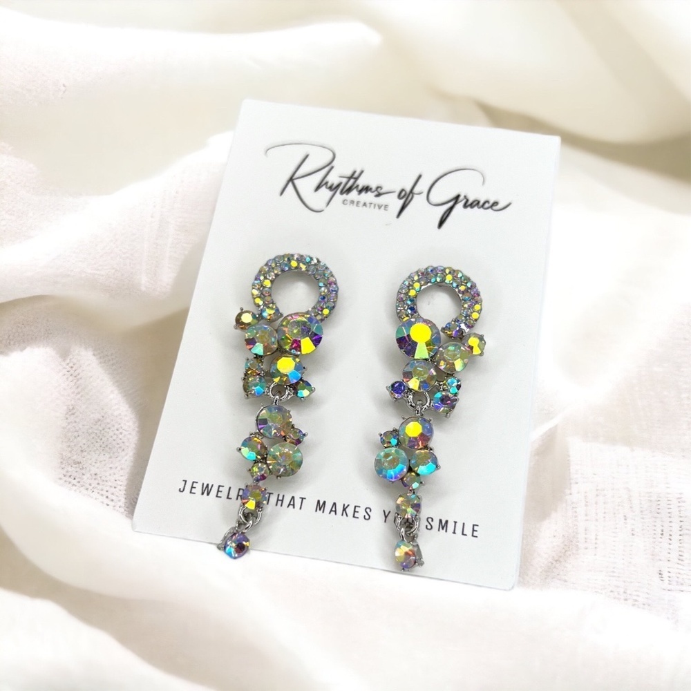 Sparkle & Shine Rhinestone Drop Earrings – Crystal & Black Glam (NWT) - Picture 4 of 7